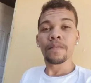 VÍDEO: homem é retirado de casa e levado para ser morto com mais de 20 tiros na Paraíba 